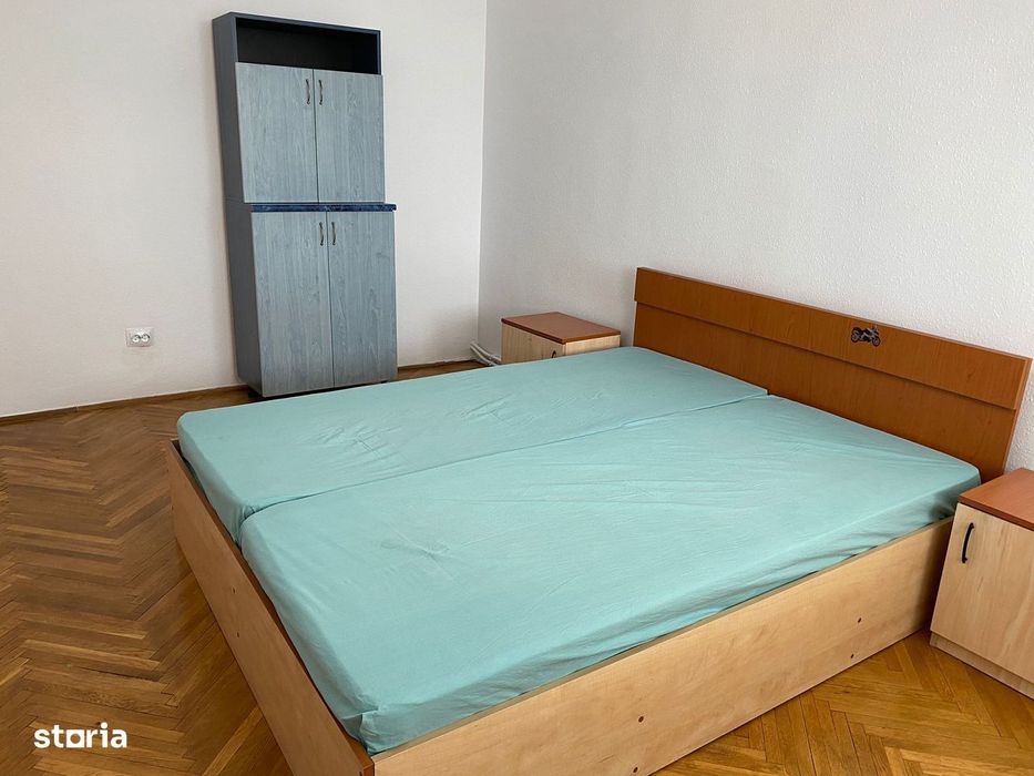 Apartament 4 camere,cu parcare, Calea Victoriei/TURDA