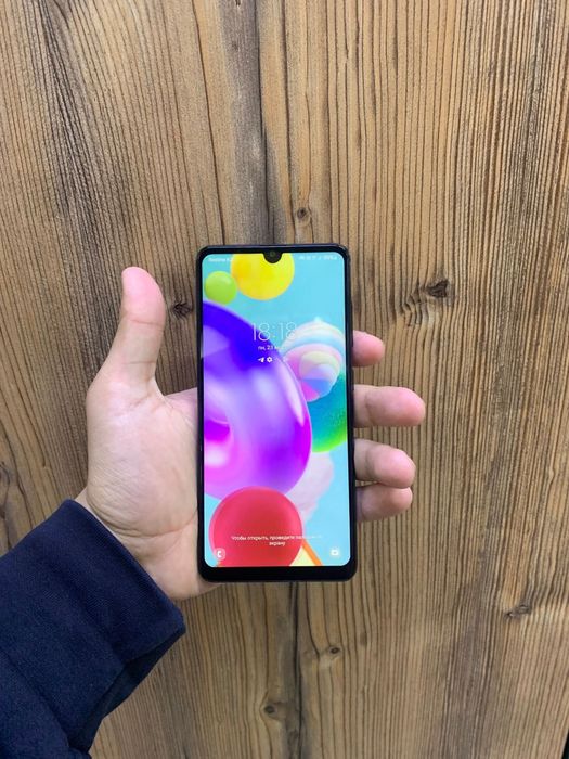 Самсунг Самсунг а 41