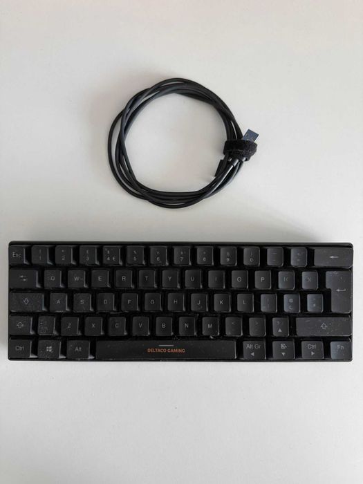 Tastatura mecanica gaming red switches, cu rgb