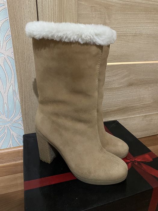 Продам зимние сапоги