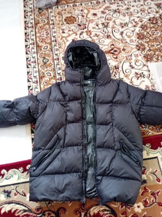 palace куртка сатылады