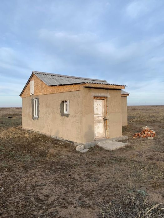 Продается дом село Заря новый