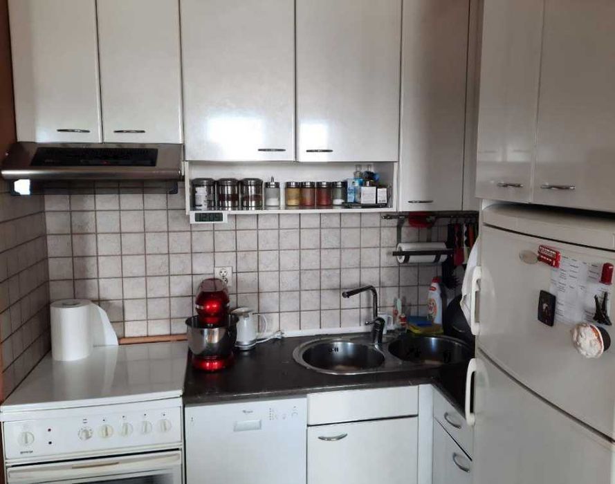 Дава се под наем Тристаен апартамент в Бургас, Лазур - 80 кв.м за 280.5 € - Снимка #3