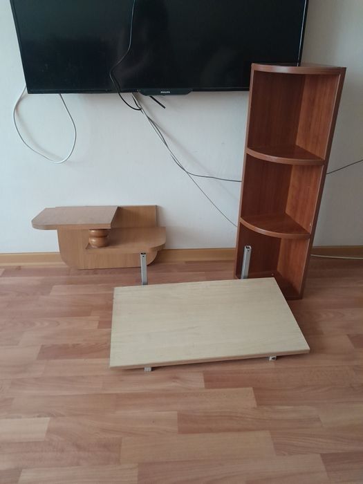 Продам полочки деревянные