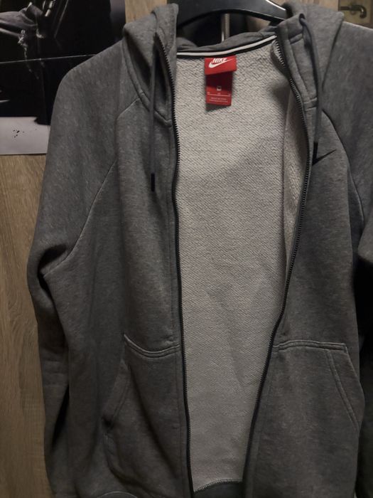 Nike суичър