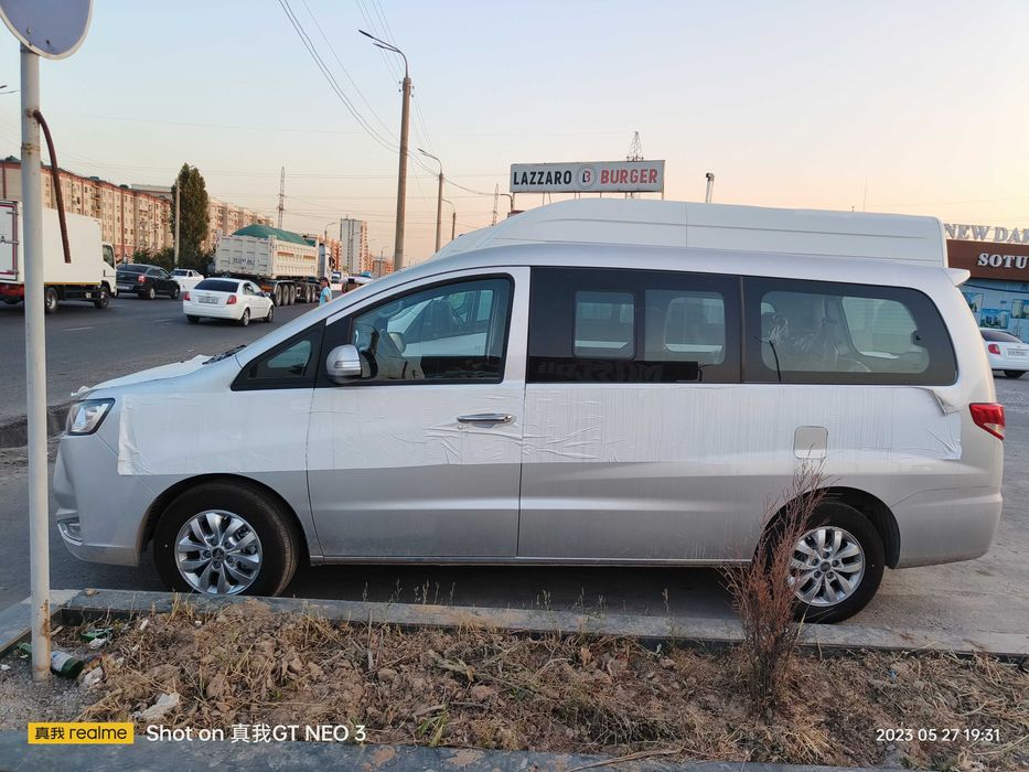 JAC M4 minibus 9 seats 2026 автосалон