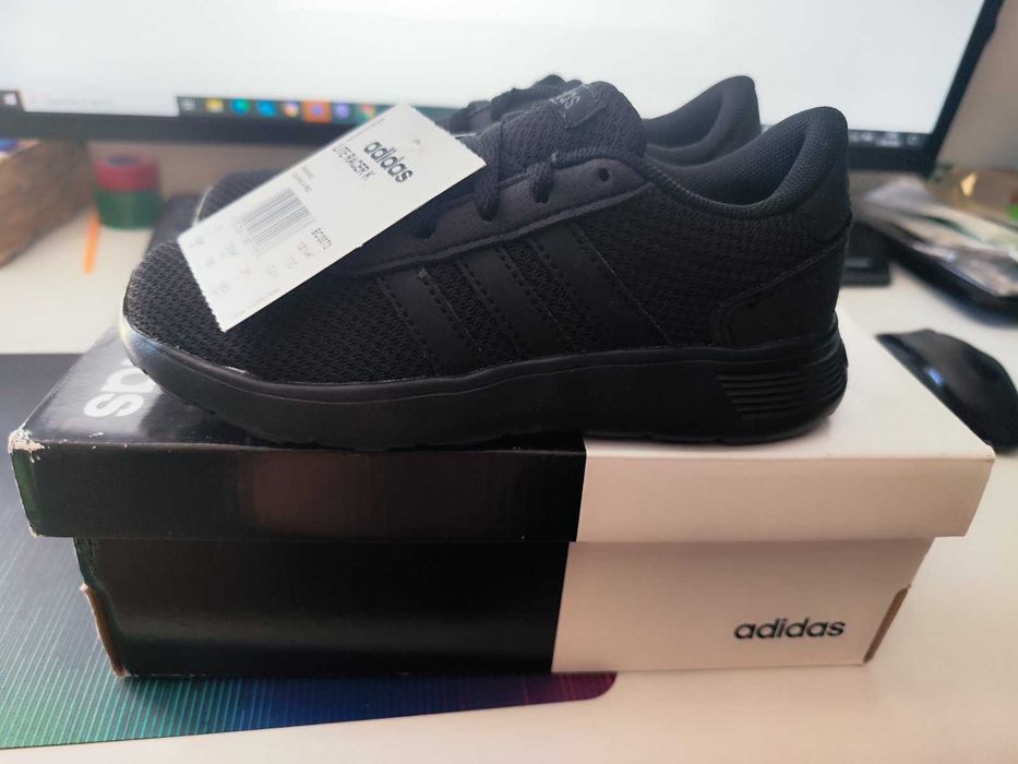 Дамски маратонки  ADIDAS LITE RACER  Оригинални  EU31 ( детски )