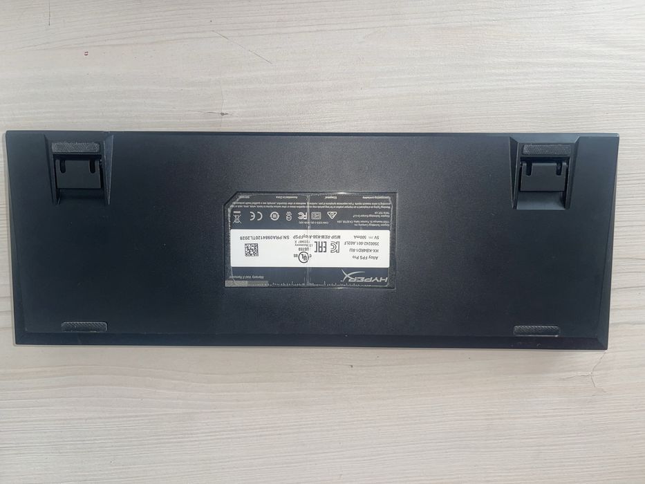 Пррдам игровую клавиатуру hyperx alloy fps pro