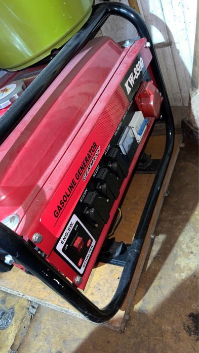 Vand generator curent 0 ore de functionare.