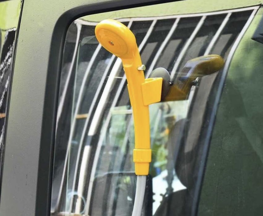 Преносим портативен душ за къмпинг, риболов, плаж и други.