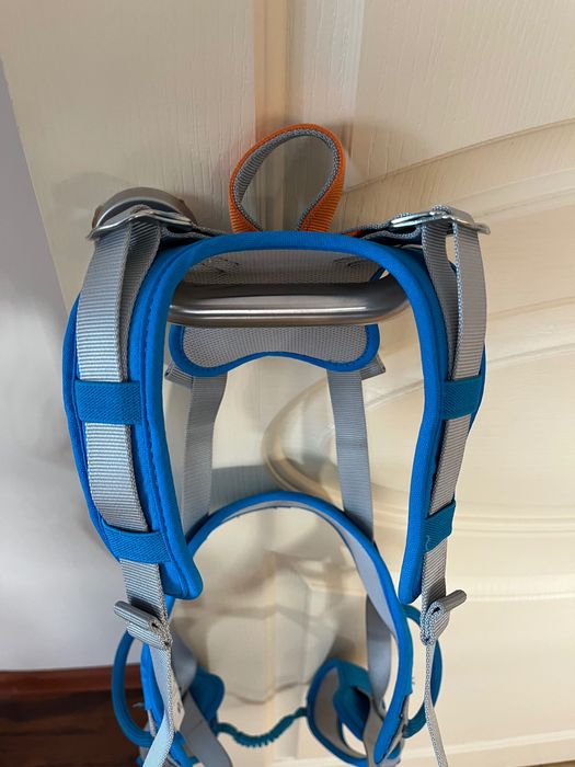 Детска сбруя(седалка) за катерене(до