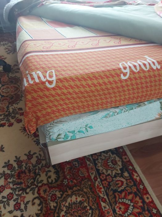 Продам большую кровать 220×1800