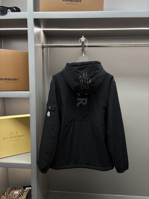Демисезонная куртка Moncler