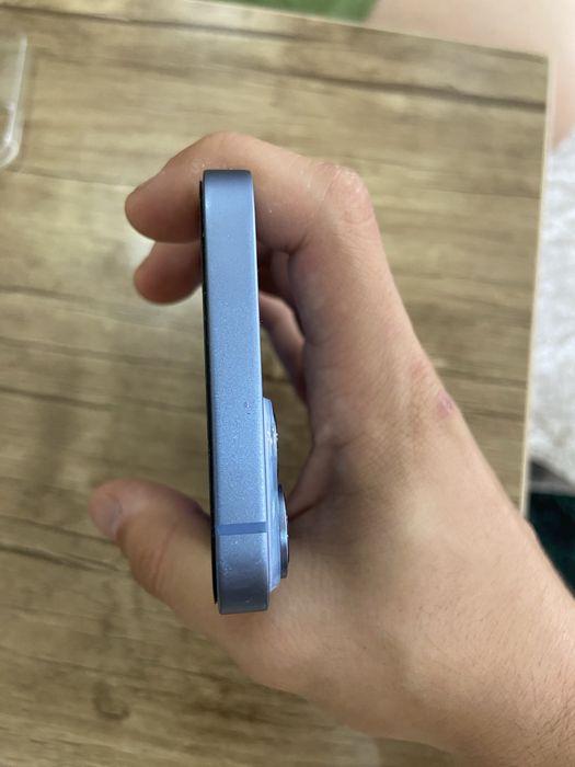 Продается Iphone 14