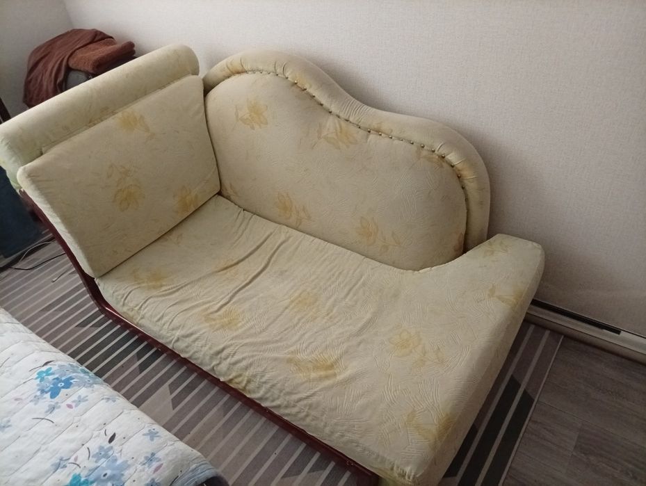 Диван для гостиной