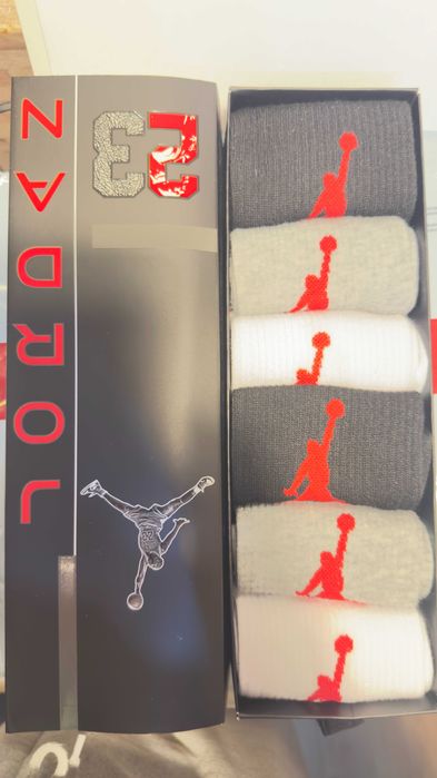 Оригинални маркови чорапи унисекс универсален размер 41-46