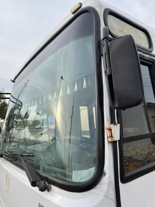 Avtobus kuzuf sotiladi