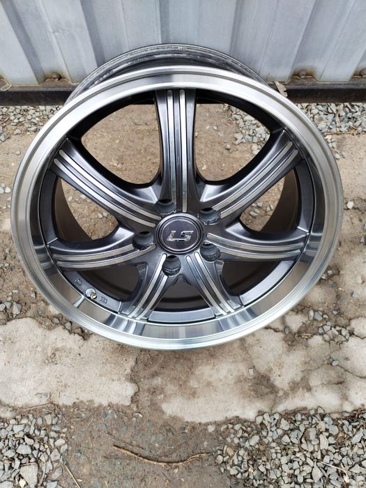 Продам диски на 16