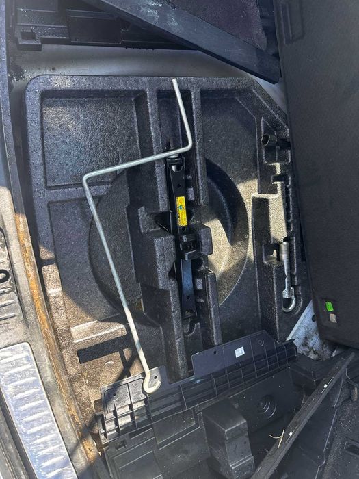 На части: Toyota Avensis 2.0 D-4D (126 к.с.), 2009 г. Т27