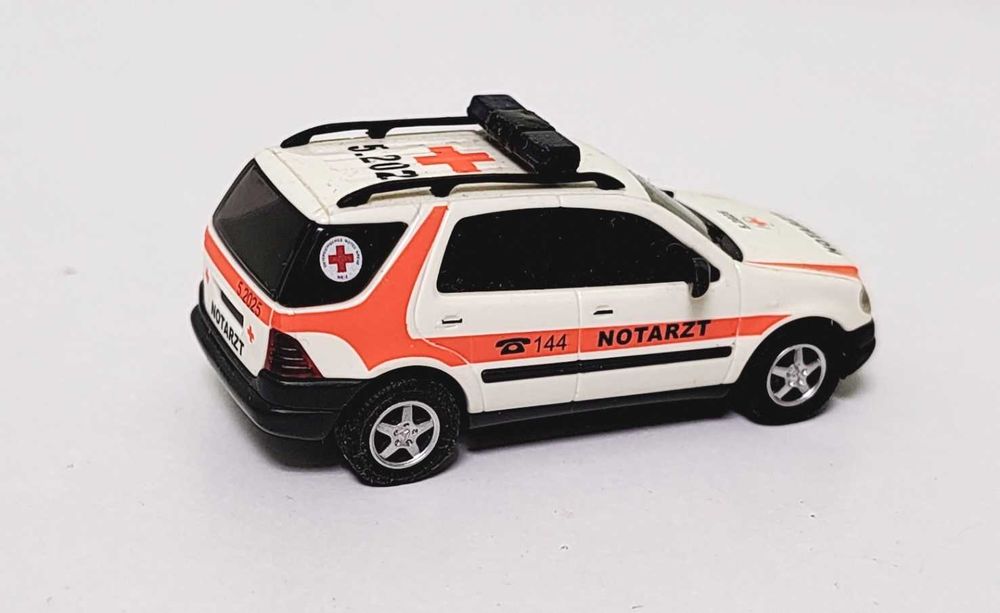 masinute machete ambulante Busch, Wiking Herpa scara 1:87 diorama H0