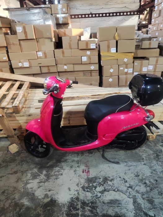 Продам скутер японский