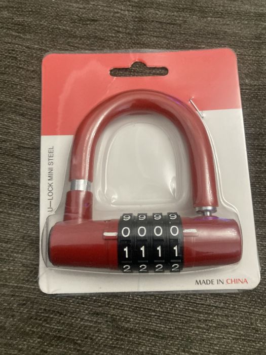 Замок кодовый  красныйз