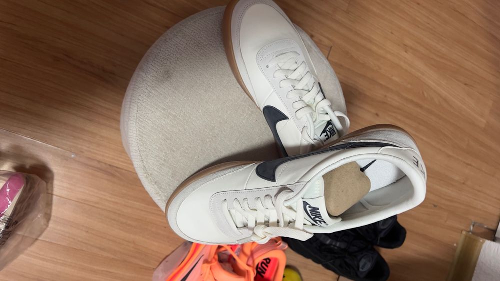 Обувки Nike чисто нови