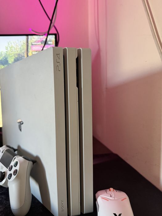 Playsition 4 pro 1 TB