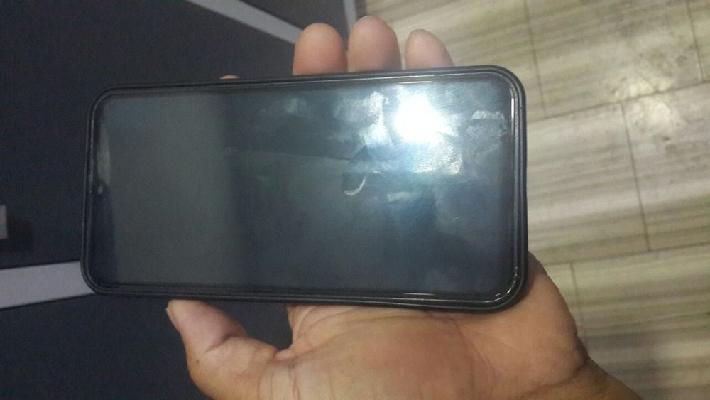 Samsung galaxy s4 arginal va galaxy M15 5g
