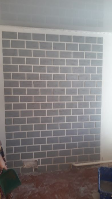 Поклейка обоев, шпаклёвка.