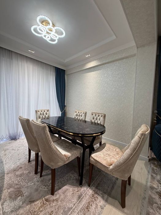 Квартира продается 3/1/14 на жк Zarafshon city