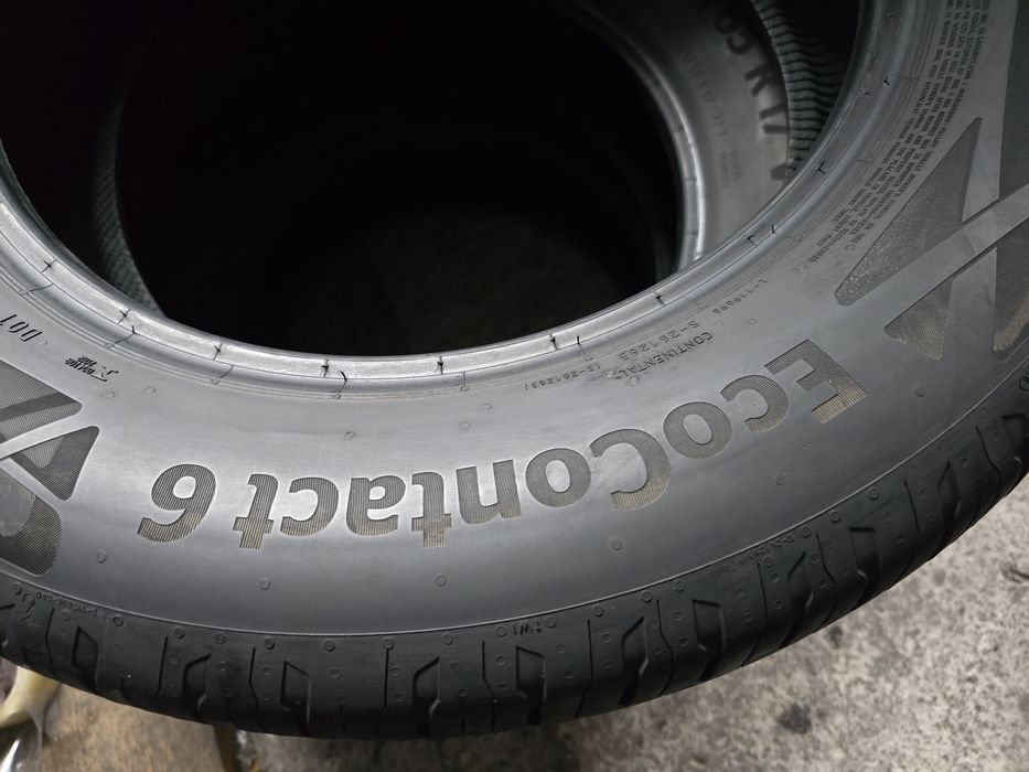 Continental 215/65 R17 99V vară