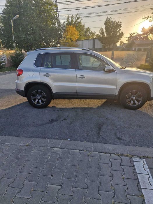 VOLKSWAGEN Tiguan 2009 — imagine 3