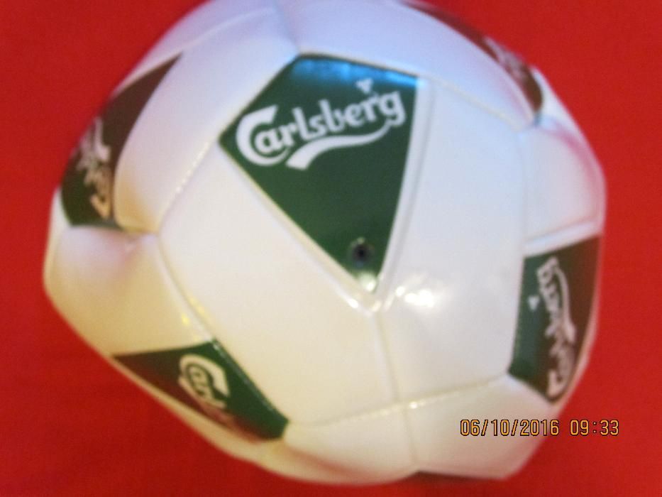 Minge fotbal Carlsberg noua neumblată  -un cadou perfect