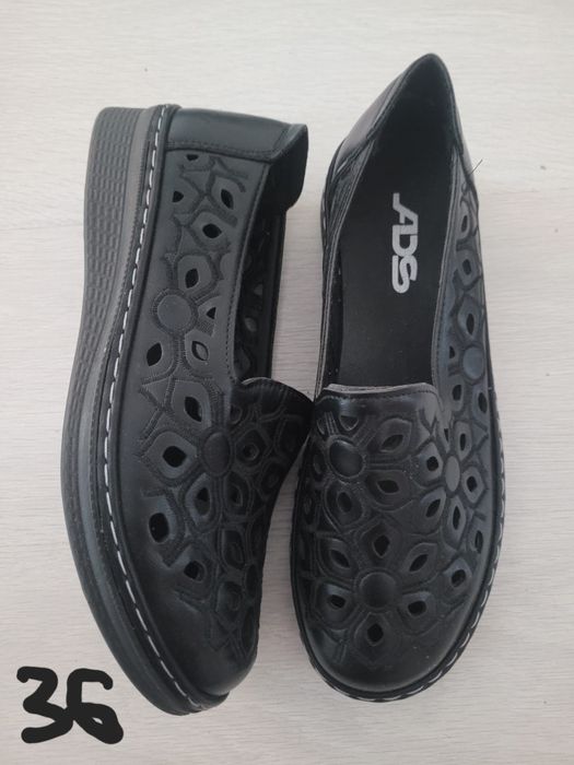 Vând pantofi dama 35lei bucata, noi