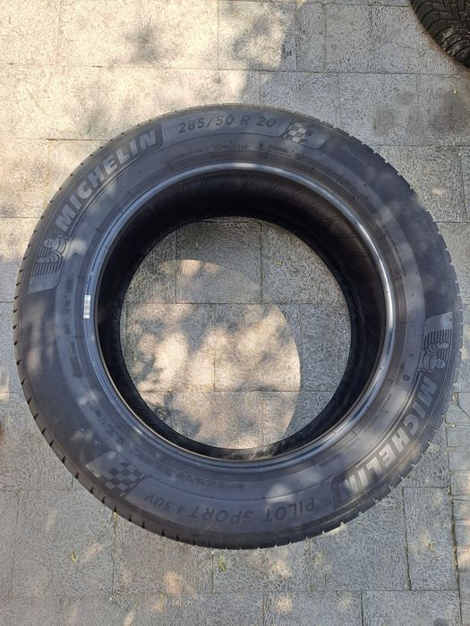 285/50/R20 Michelin