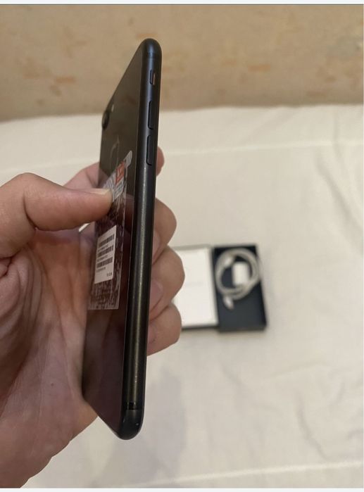 iPhone 7 в идеал 128 гб
