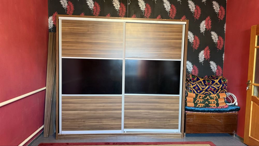 Компклект мебели (Шкаф, 2 тумбочки)