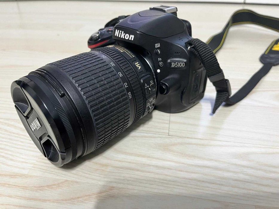 Nikon D5100 + Obiectiv 18-105 mm