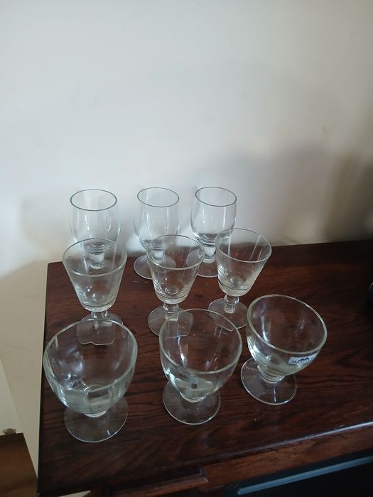 Set 9 pahare vintage anii 80 marca Montana stare perfecta