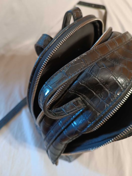 Кожена дамска раница