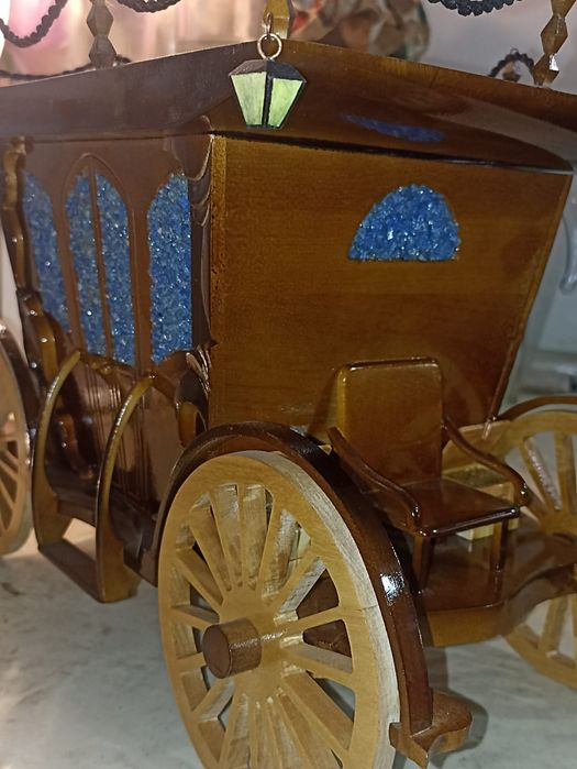 Продам шкатулку-карету