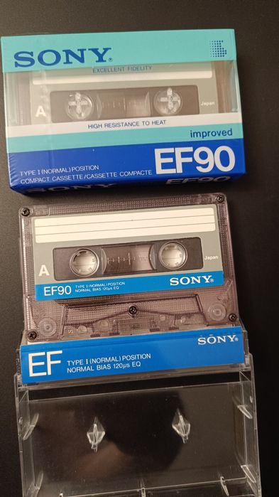 Компакткасеты Sony EF90