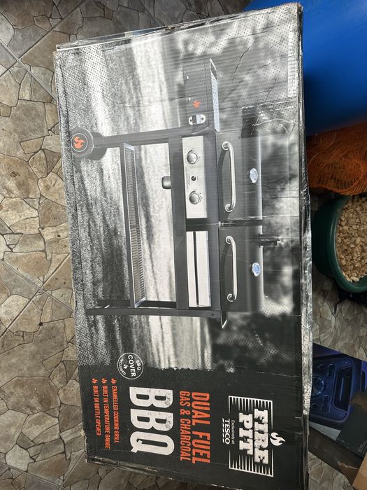 Dual BBQ( gaz & carbuni)