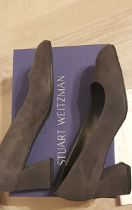 Pantofi Stuart Weitzman gri deosebiti