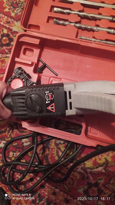 Продается Перфоратор!!!Почти новый,пару раз пользовались!