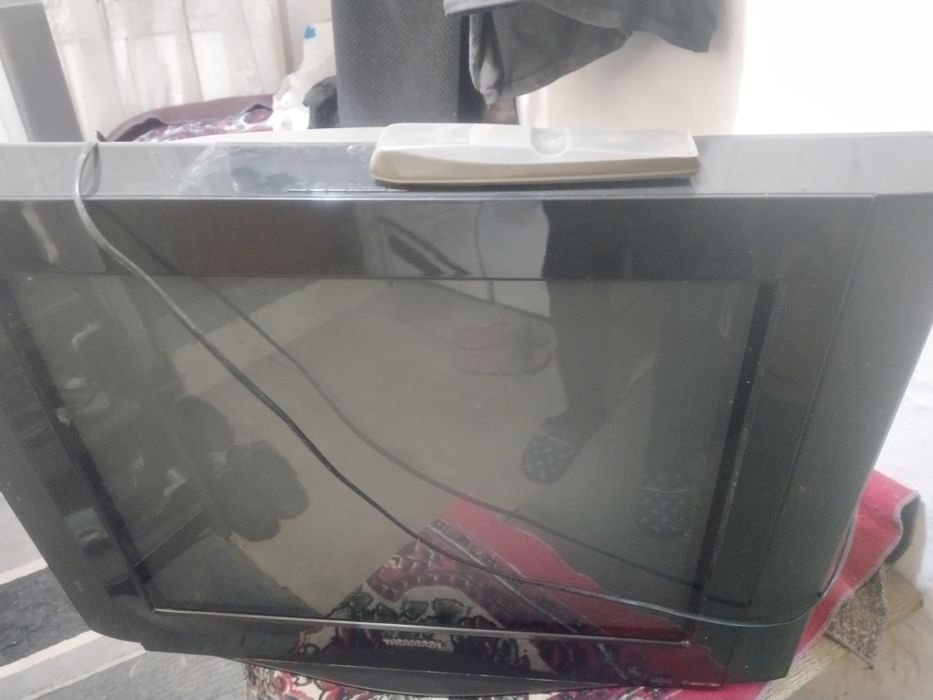Продам телевизор