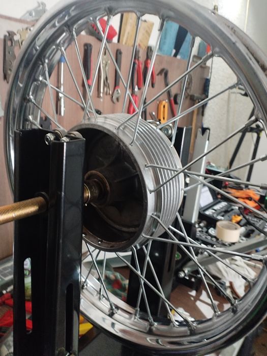 Мото капли,наплитане,изправяне и центроване