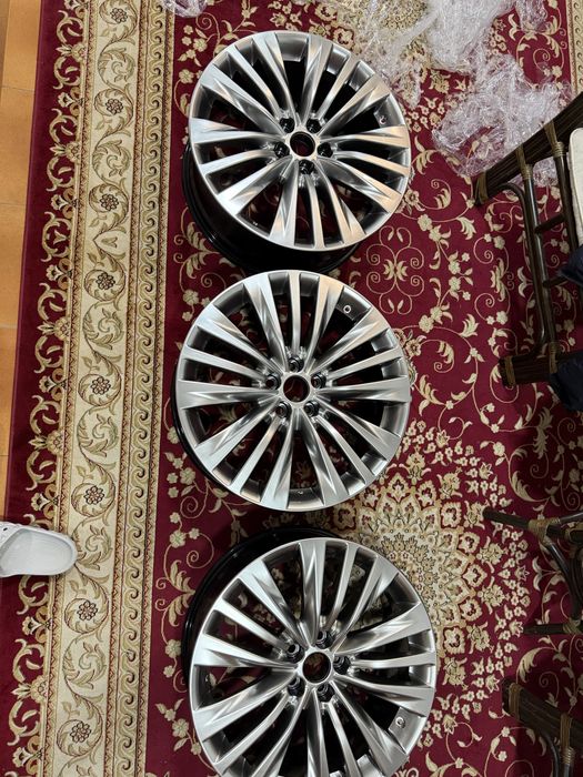 Диски оригинал Toyota Highlander R20 2023г Европеец