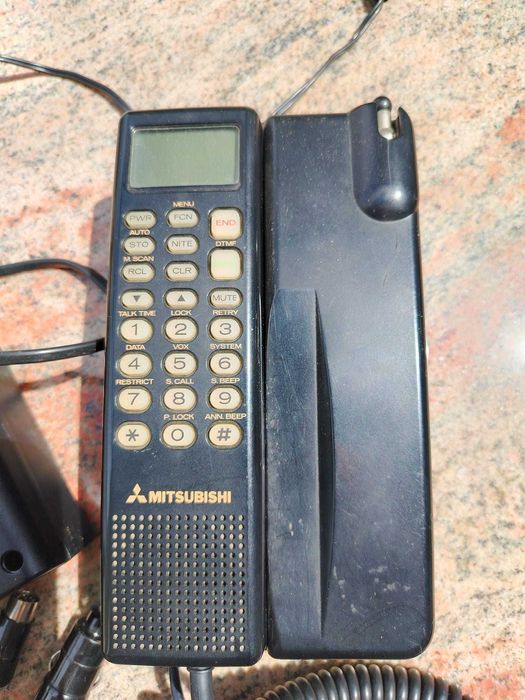 Telefon mobil din 1989